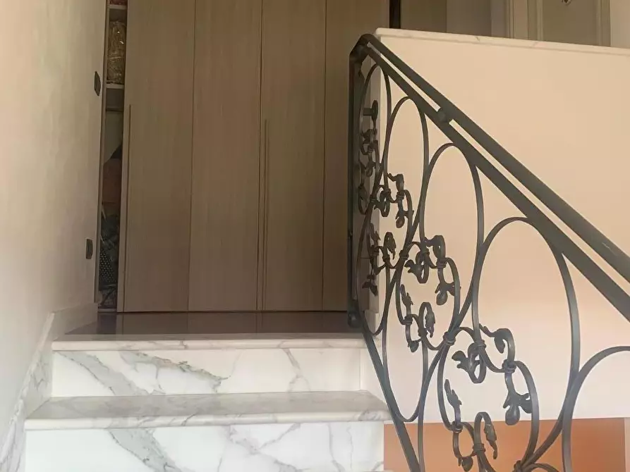 Immagine 19 di Casa bifamiliare in vendita  a Carrara