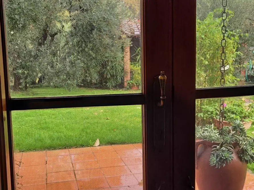 Immagine 36 di Rustico / casale in vendita  a Lucca