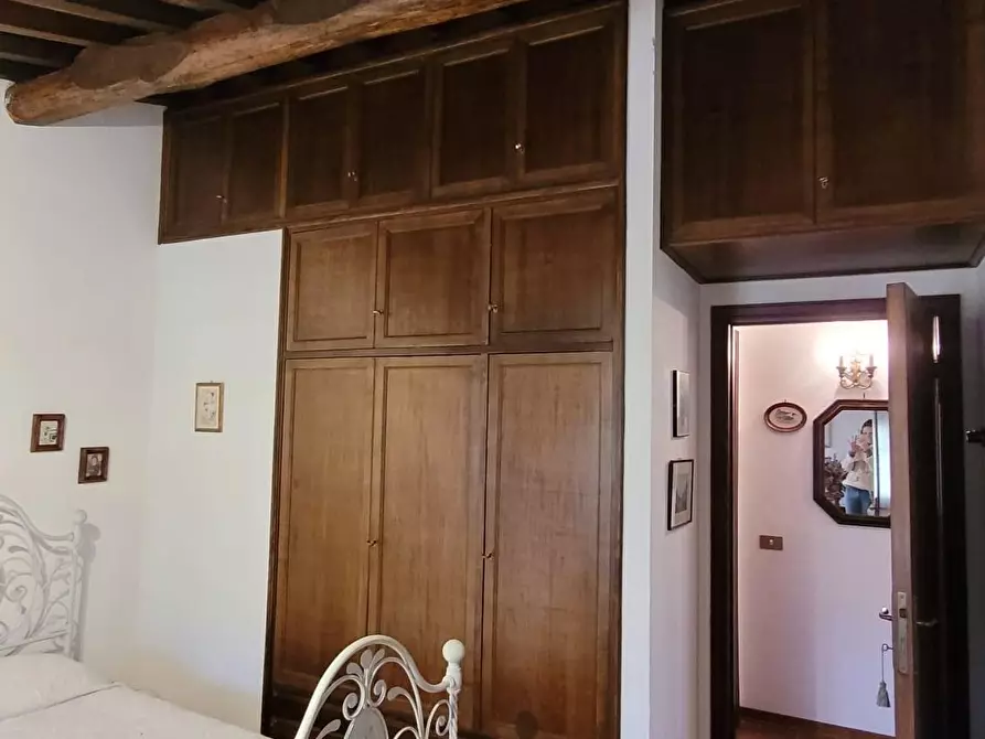 Immagine 26 di Rustico / casale in vendita  a Lucca