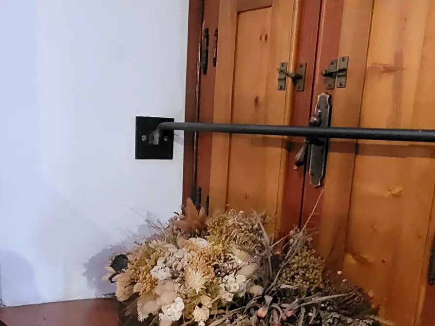 Immagine 15 di Rustico / casale in vendita  a Lucca