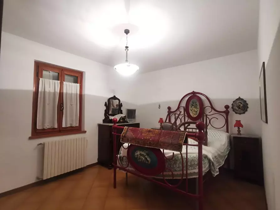 Immagine 17 di Casa indipendente in vendita  a Castelfranco Di Sotto