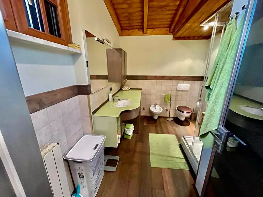 Immagine 8 di Appartamento in vendita  a Massa