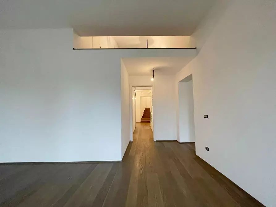 Immagine 4 di Mansarda in vendita  a Siena