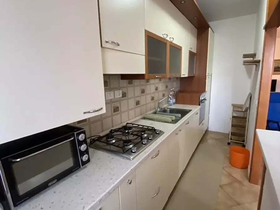 Immagine 4 di Appartamento in vendita  a Cecina