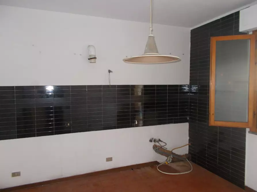 Immagine 6 di Villetta a schiera in vendita  a Pietrasanta