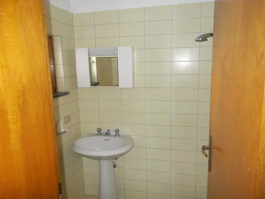 Immagine 11 di Villetta a schiera in vendita  a Pietrasanta