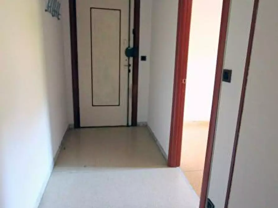 Immagine 7 di Appartamento in vendita  a Massa