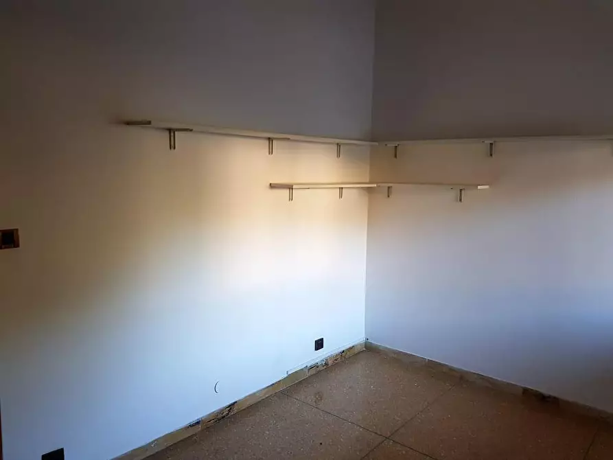 Immagine 9 di Appartamento in vendita  a Massa