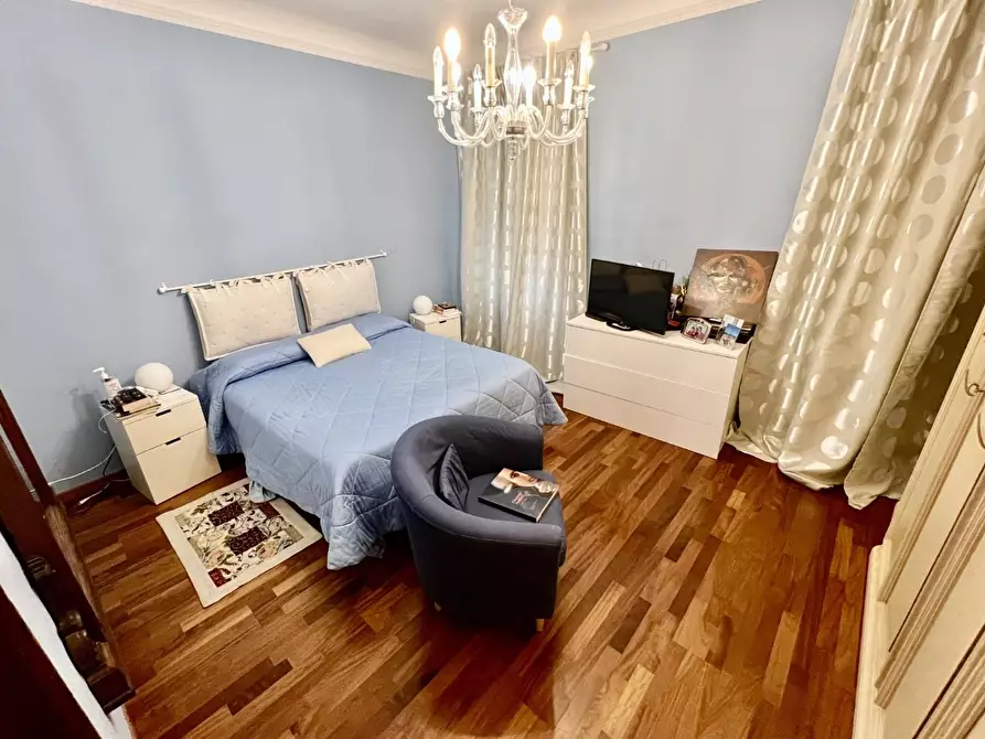 Immagine 17 di Villa in vendita  a Capannori