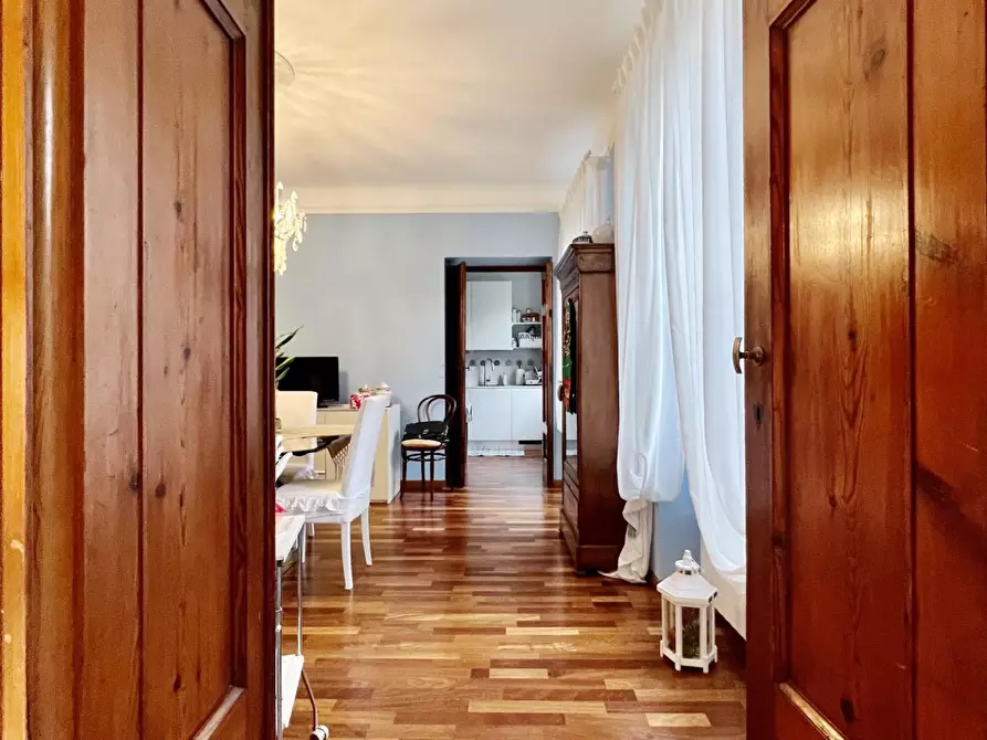 Immagine 9 di Villa in vendita  a Capannori