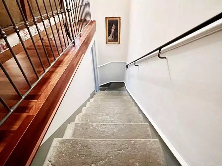 Immagine 26 di Villa in vendita  a Capannori