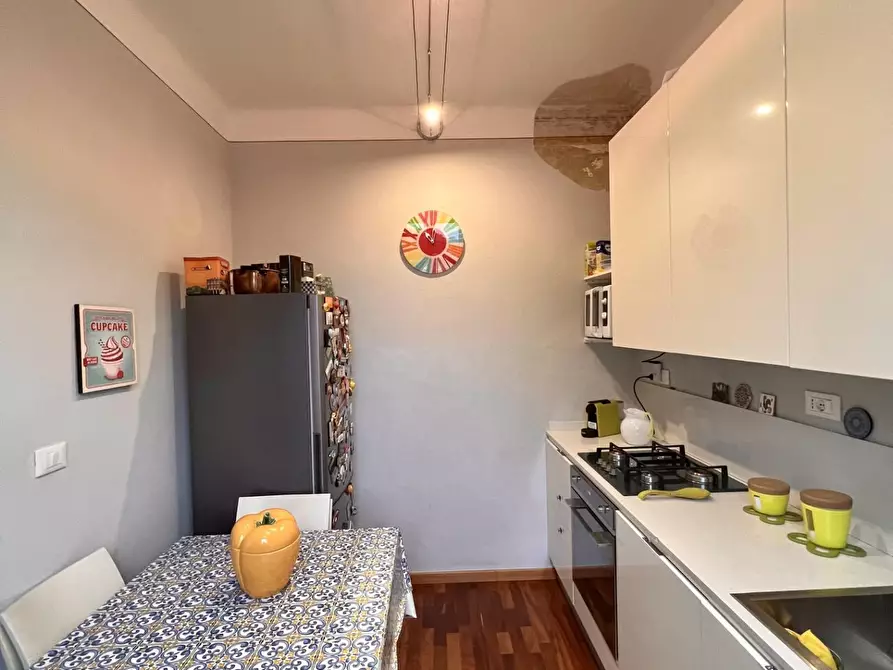 Immagine 14 di Villa in vendita  a Capannori