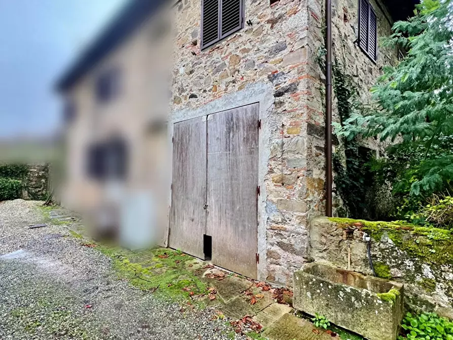 Immagine 64 di Villa in vendita  a Capannori