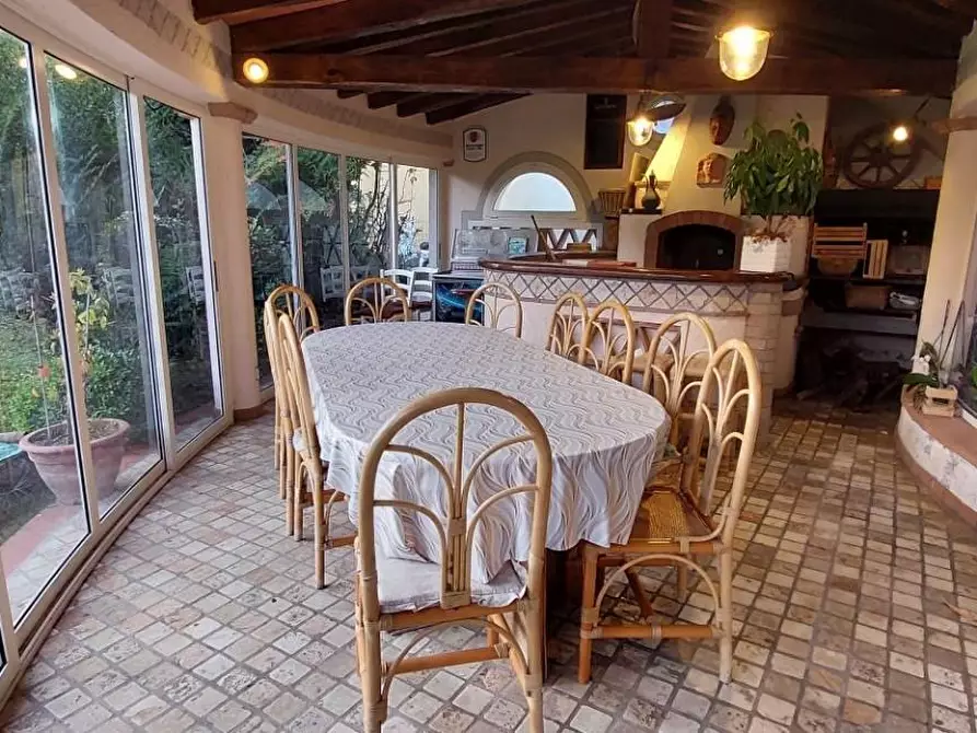 Immagine 88 di Villa in vendita  a Pietrasanta