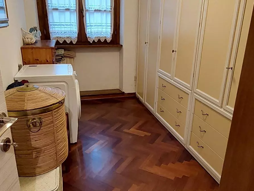 Immagine 76 di Villa in vendita  a Pietrasanta