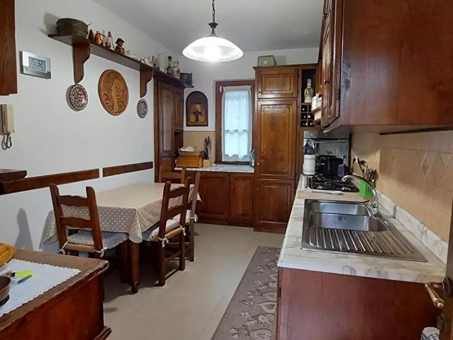 Immagine 43 di Villa in vendita  a Pietrasanta