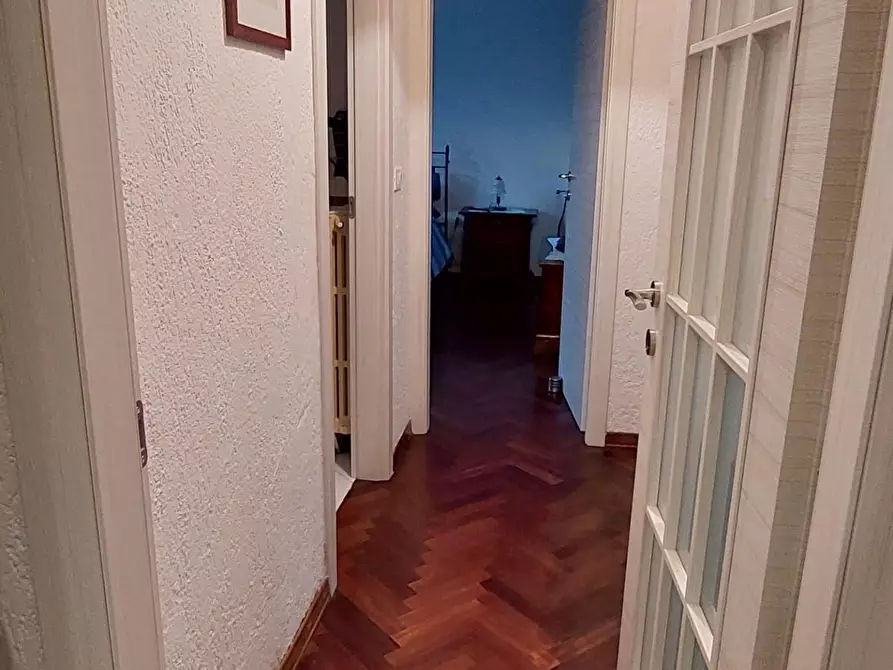 Immagine 53 di Villa in vendita  a Pietrasanta