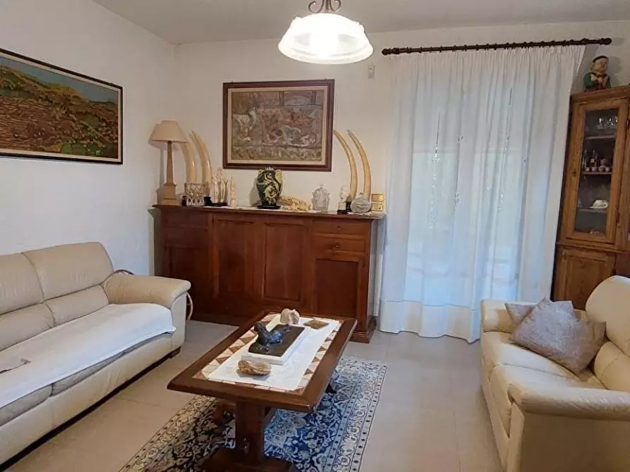 Immagine 33 di Villa in vendita  a Pietrasanta