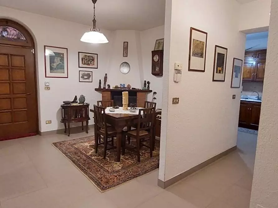 Immagine 38 di Villa in vendita  a Pietrasanta