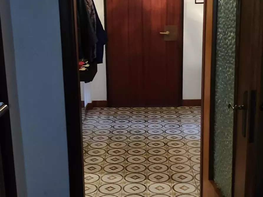 Immagine 8 di Appartamento in vendita  a Massa