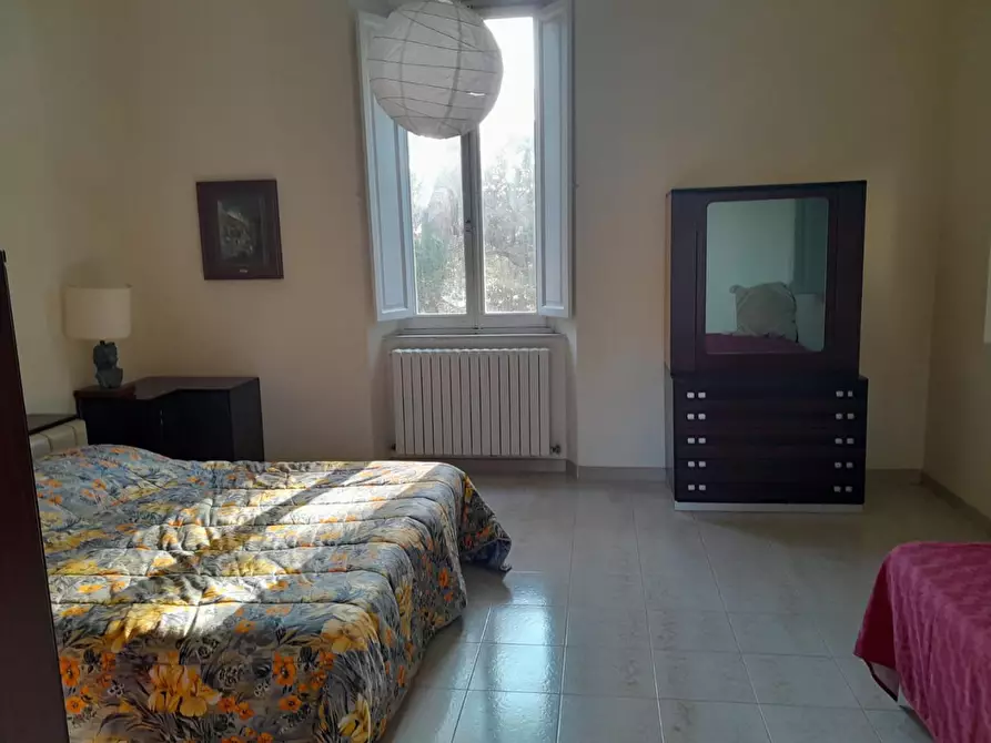 Immagine 22 di Villa in vendita  a Livorno