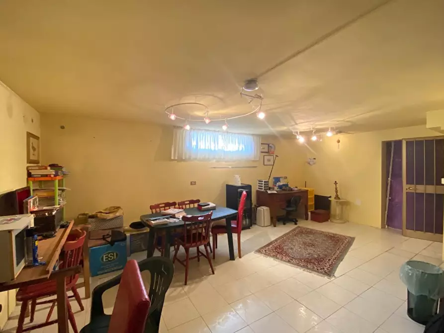 Immagine 16 di Villetta a schiera in vendita  a Vecchiano