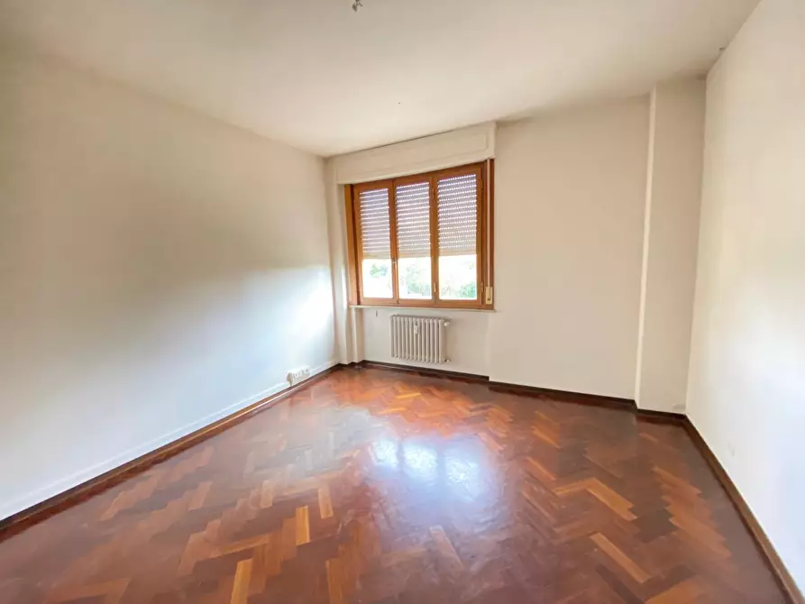 Immagine 7 di Appartamento in vendita  a Lucca