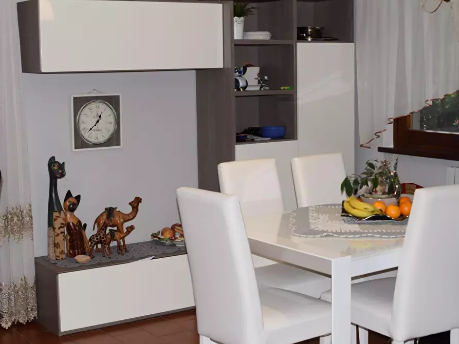 Immagine 2 di Villa in affitto  a Forte Dei Marmi