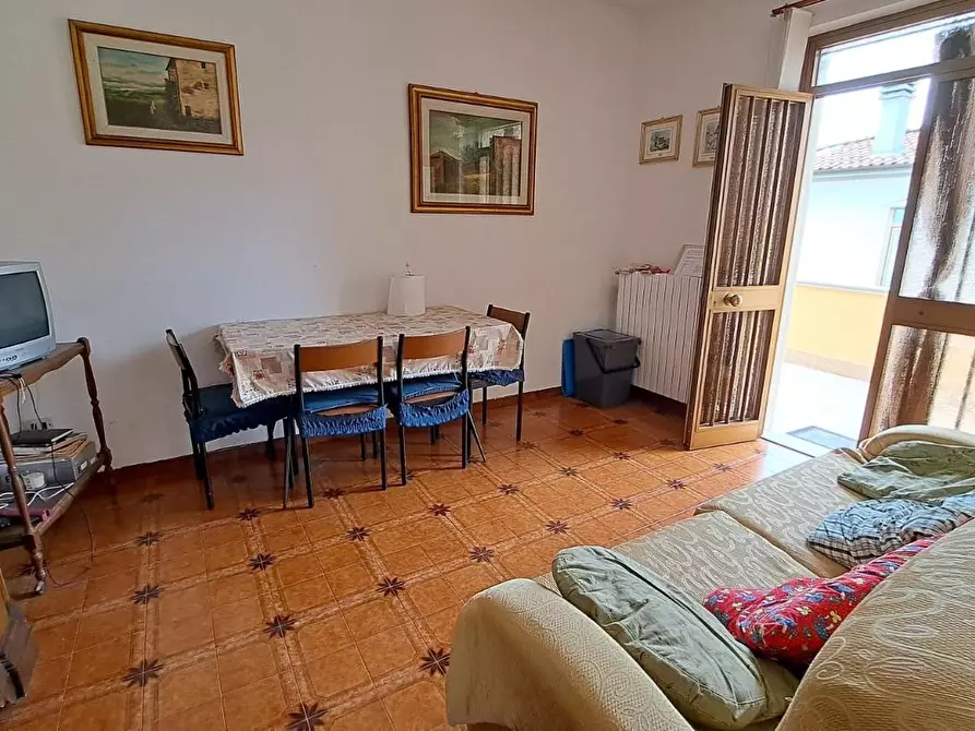 Immagine 9 di Appartamento in vendita  a Rosignano Marittimo