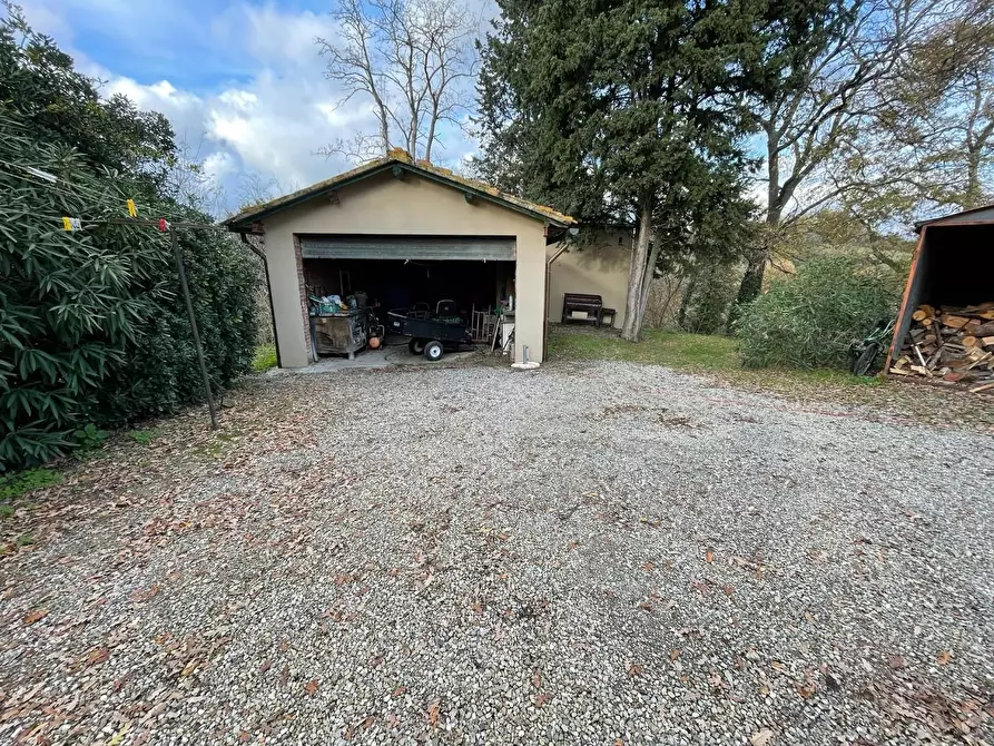 Immagine 56 di Rustico / casale in vendita  a Pontedera