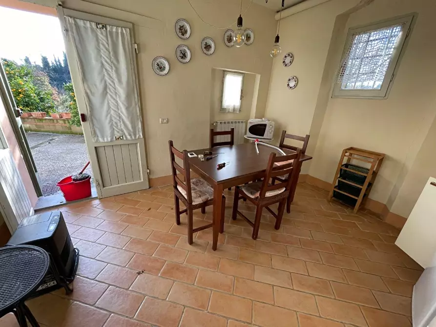 Immagine 77 di Rustico / casale in vendita  a Pontedera