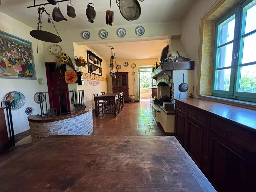 Immagine 90 di Rustico / casale in vendita  a Pontedera