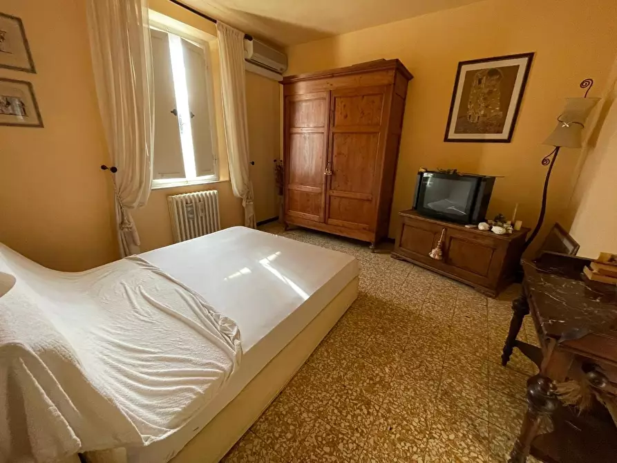 Immagine 41 di Rustico / casale in vendita  a Pontedera