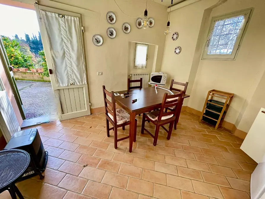 Immagine 26 di Rustico / casale in vendita  a Pontedera