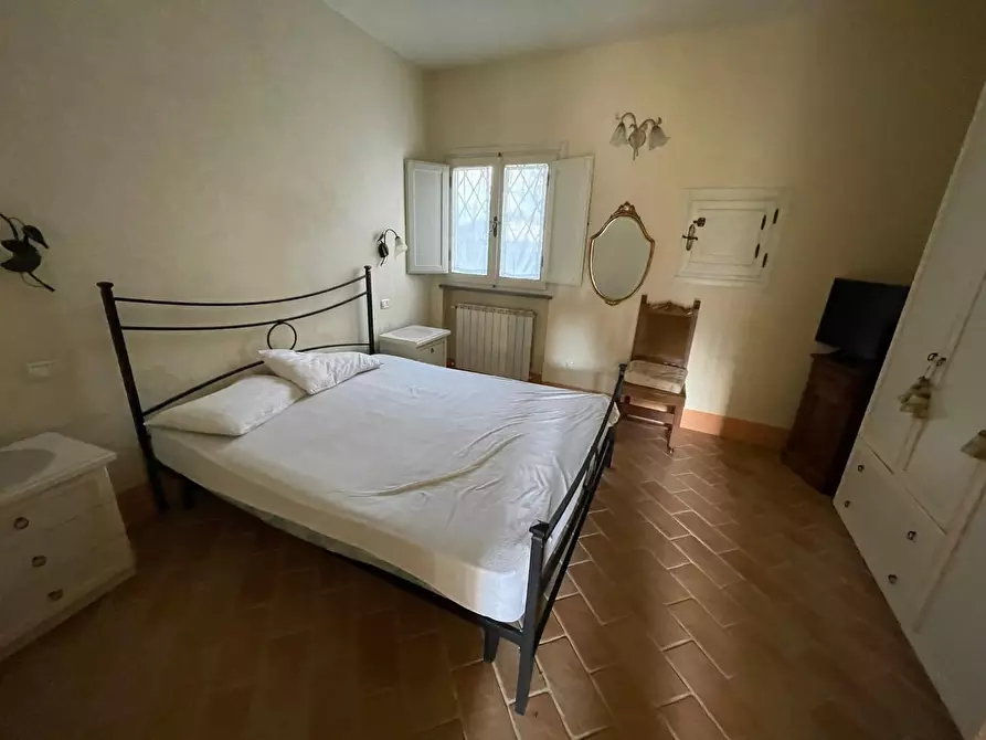 Immagine 88 di Rustico / casale in vendita  a Pontedera