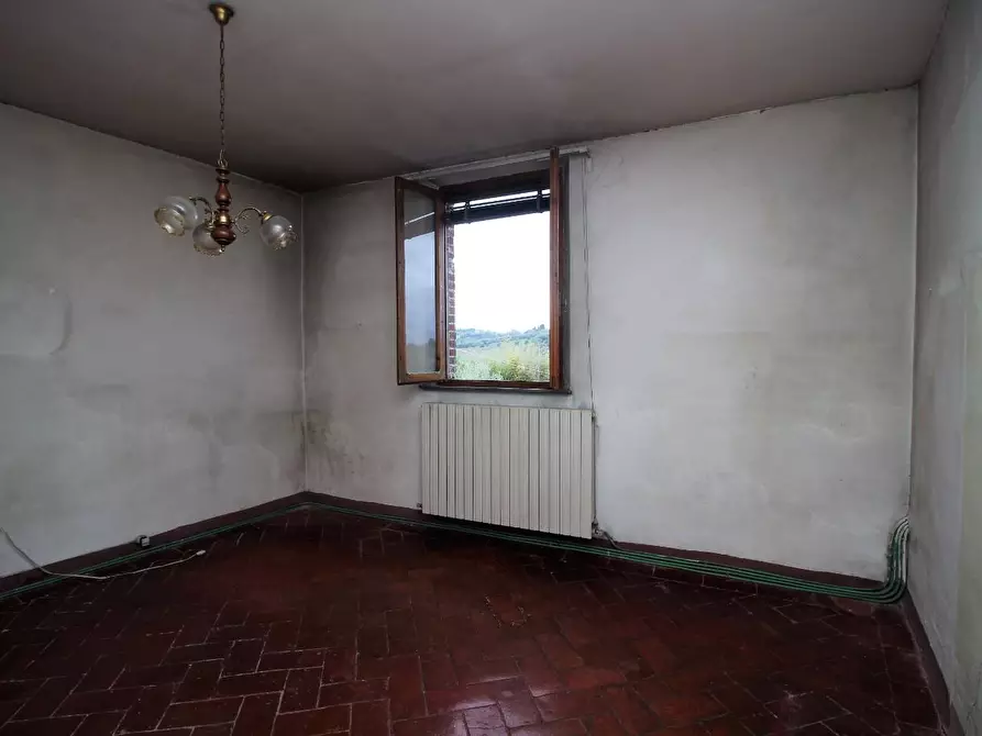 Immagine 6 di Appartamento in vendita  a Siena