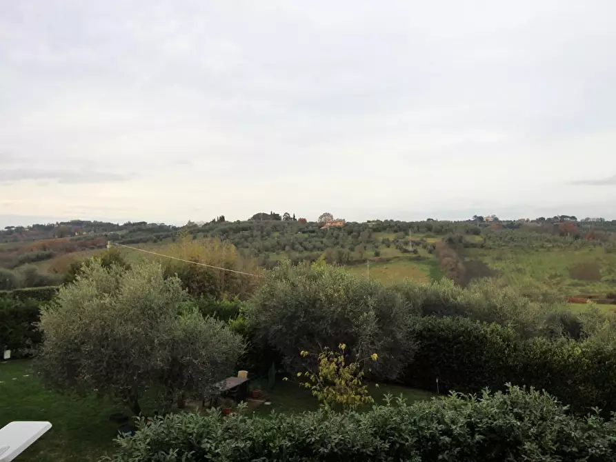 Immagine 8 di Appartamento in vendita  a Siena