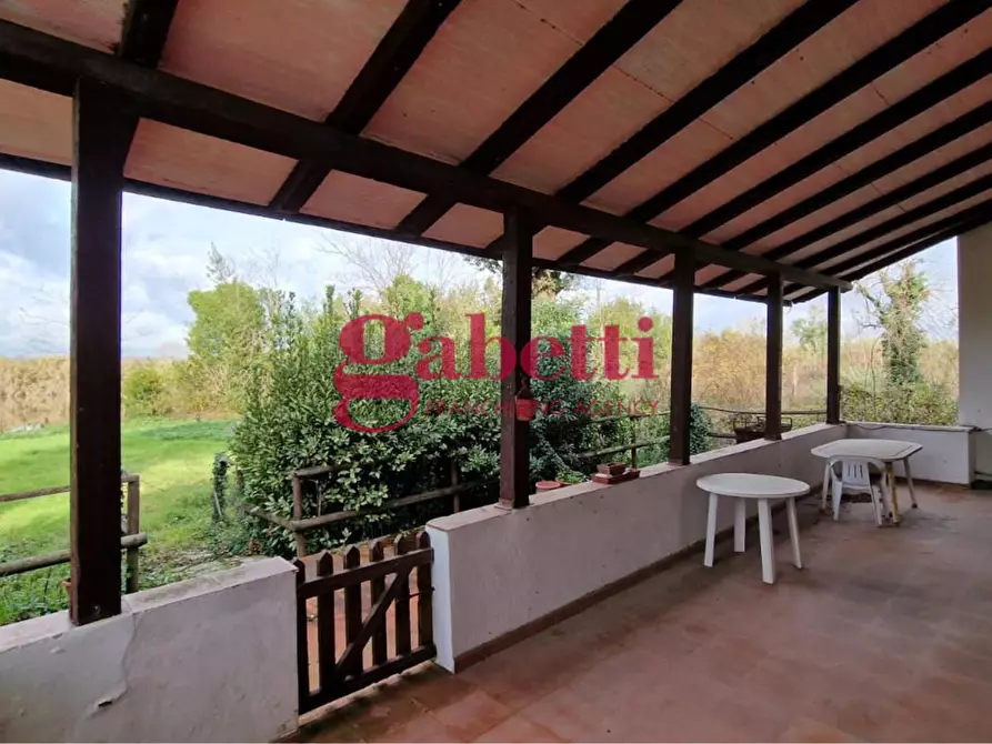 Immagine 16 di Villa in vendita  a Pisa