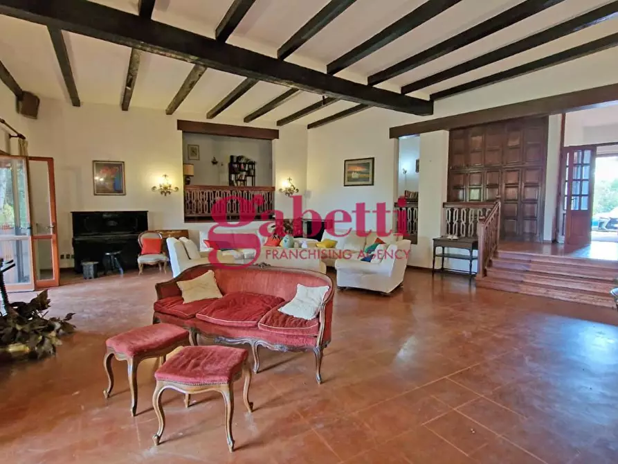 Immagine 23 di Villa in vendita  a Pisa