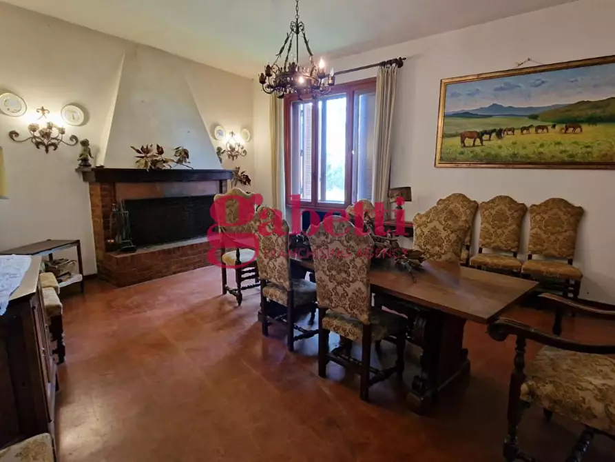 Immagine 21 di Villa in vendita  a Pisa