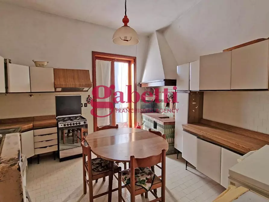 Immagine 25 di Villa in vendita  a Pisa