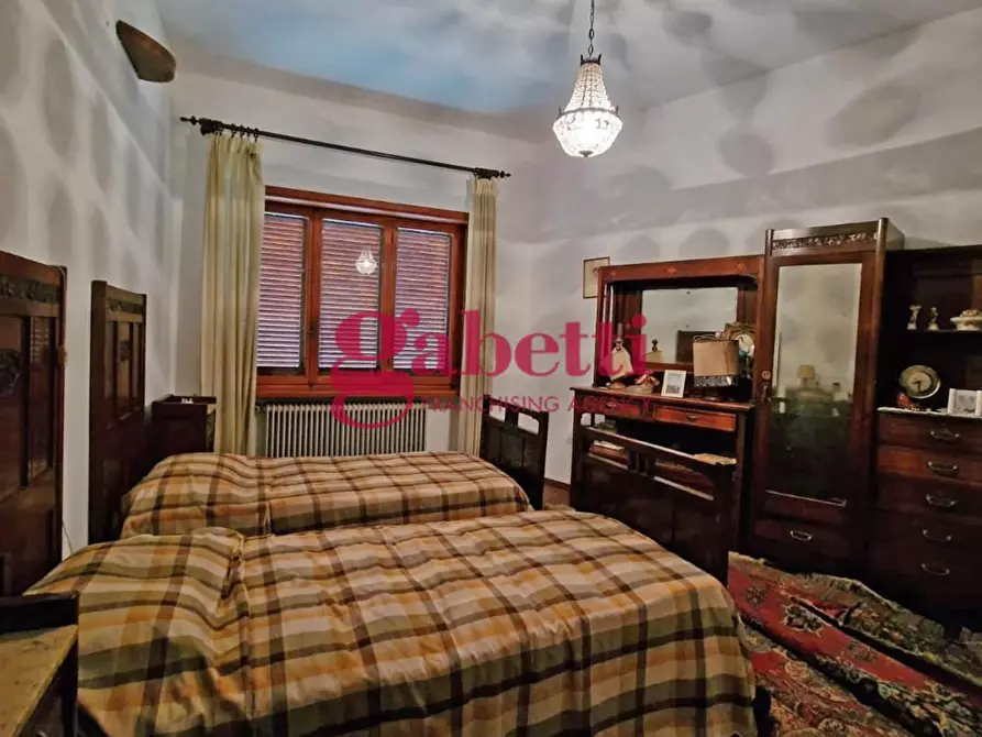 Immagine 3 di Villa in vendita  a Pisa