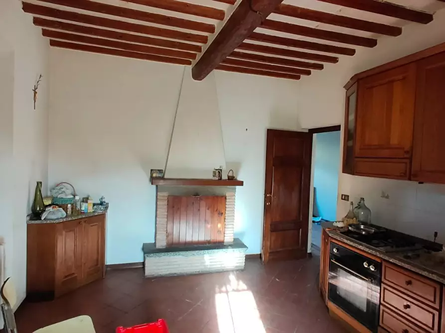 Immagine 7 di Villa in vendita  a Capannori