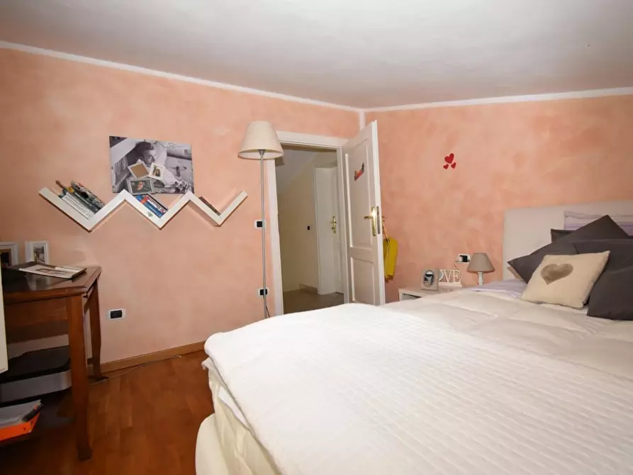 Immagine 22 di Villa in vendita  a San Giuliano Terme