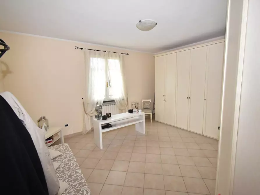 Immagine 18 di Villa in vendita  a San Giuliano Terme