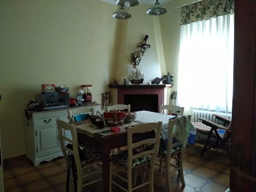 Immagine 10 di Casa semindipendente in vendita  a Carrara