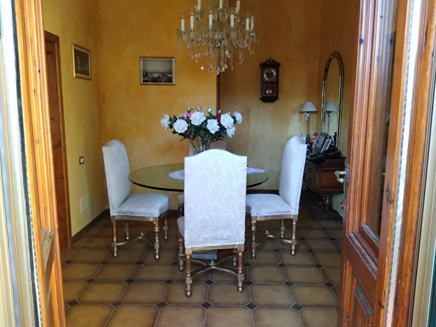 Immagine 4 di Casa semindipendente in vendita  a Carrara