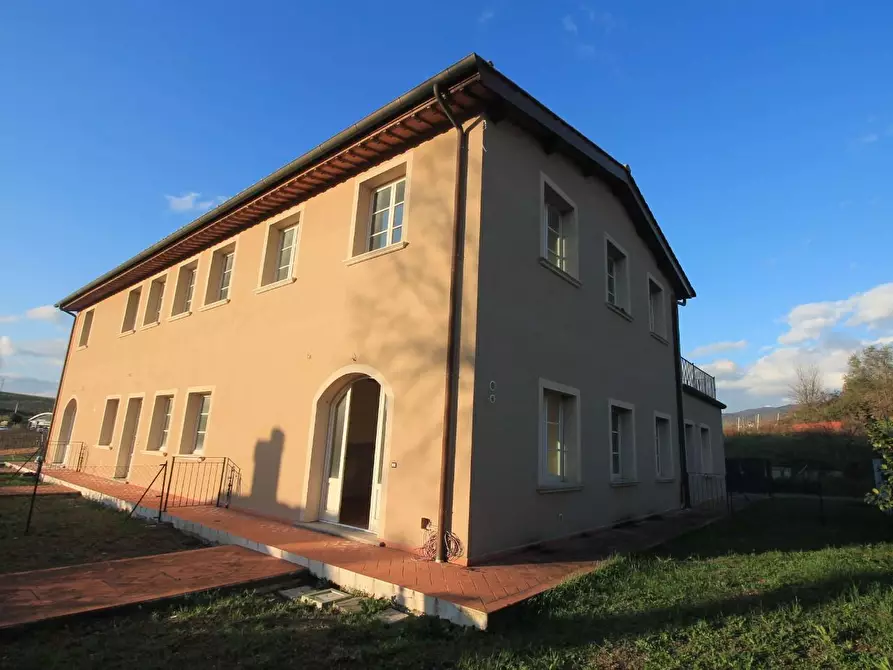 Immagine 14 di Appartamento in vendita  a Vinci