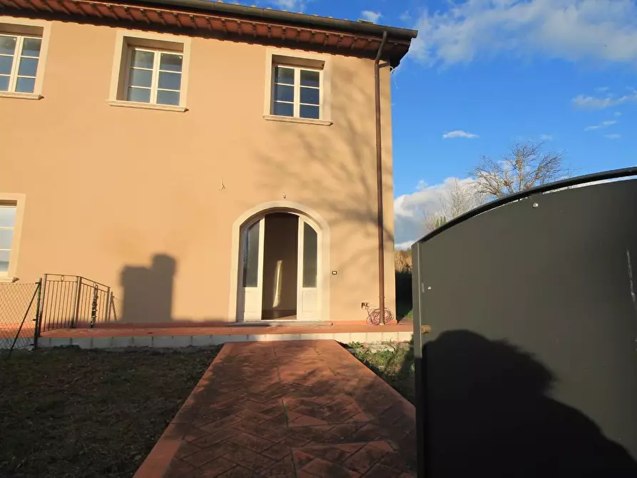 Immagine 13 di Appartamento in vendita  a Vinci