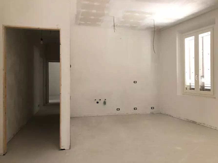 Immagine 35 di Porzione di casa in vendita  a Empoli